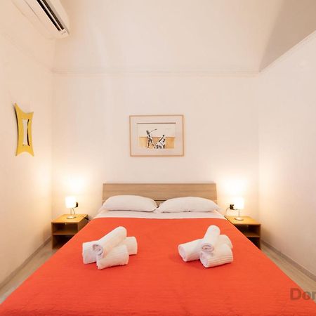 Villari Guest House By Domusextra Νάπολη Εξωτερικό φωτογραφία